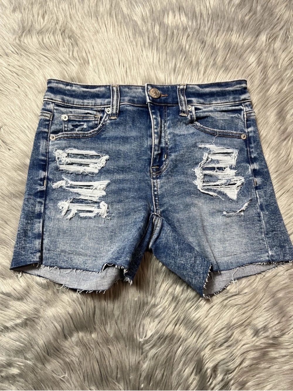 American Eagle Womens Hi Rise Shortie Distressed Cut Off Shorts 4
